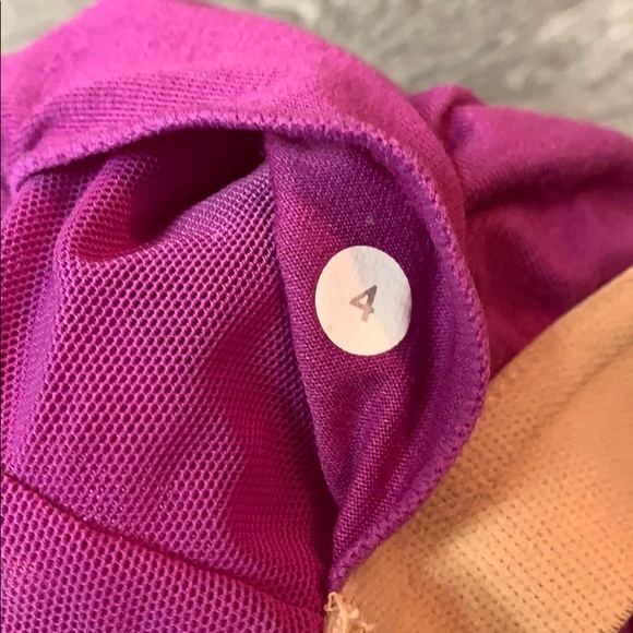 Lululemon tank - Picture 4 of 4